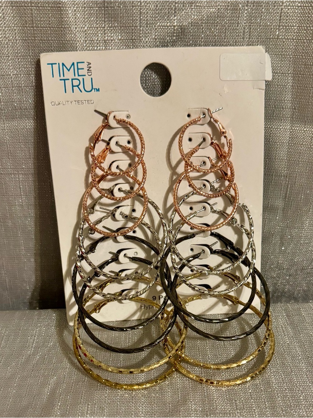 Women's Mixed Plate Textured Hoop Earrings Set. Goldtone, Metal, Black